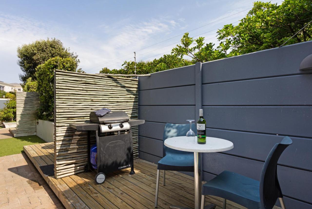 Ocean Breeze Sunset Beach - Cape Town Exterior photo
